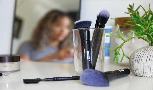 نصائح لعلاج تهيج البشرة واحمرارها بعد الليزر